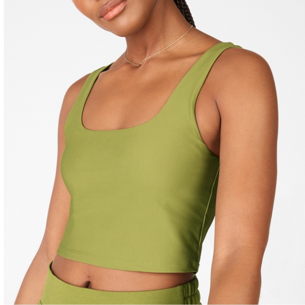 Fabletics Lydia Built-In Bra Tank new 2X green
